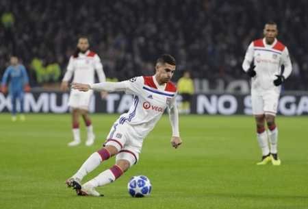 我们期待他 我们期待他