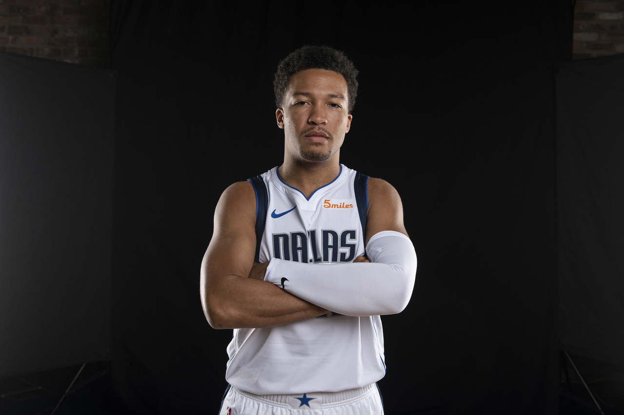 一方面是 一方面是